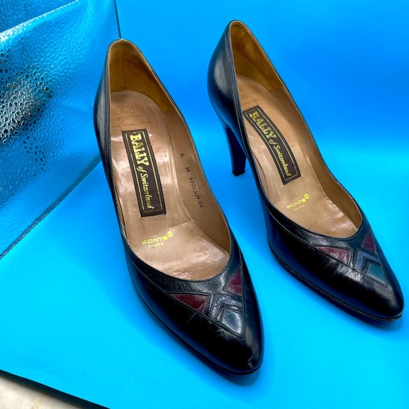 Bally Shoes - Bally Heels / Size 6M / Gently Worn / Black with Blue•Burgundy on toe